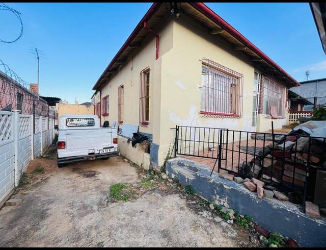 3 BEDROOM HOUSE FOR SALE IN KENSINGTON